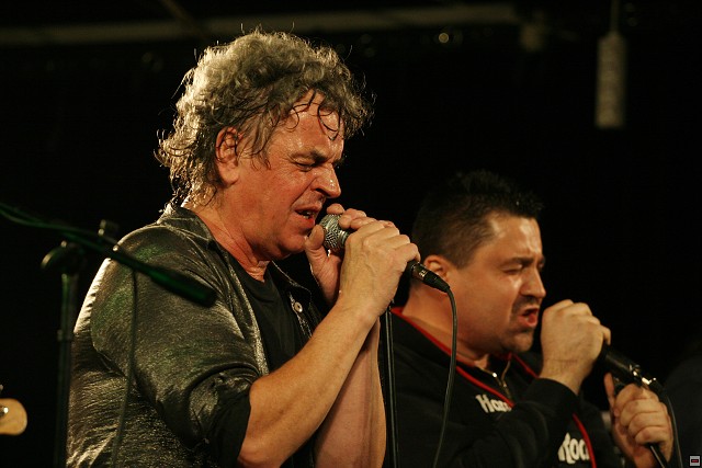 img00002.jpg