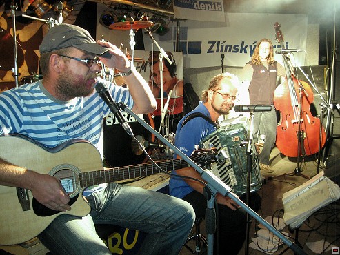 img00007.jpg