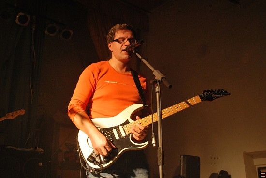 img00010.jpg