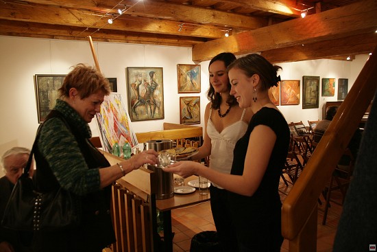 img00003.jpg