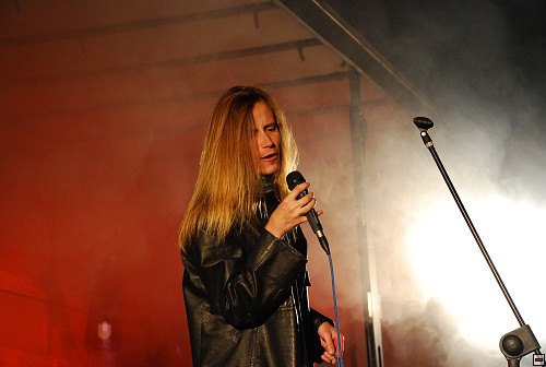 img00004.jpg