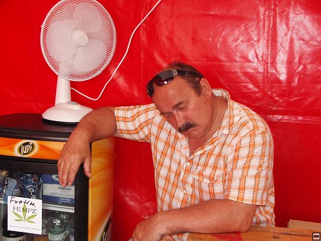 img00027.jpg