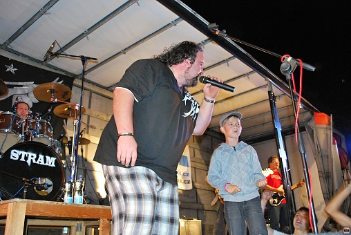 img00004.jpg