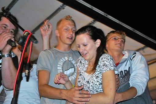 img00105.jpg