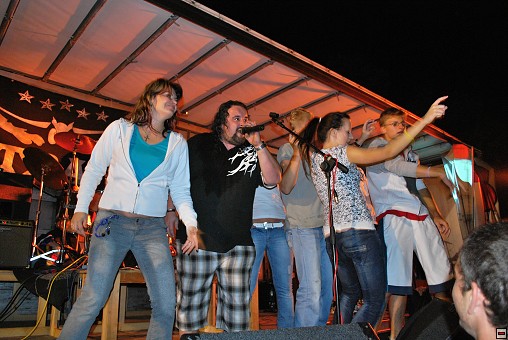 img00106.jpg