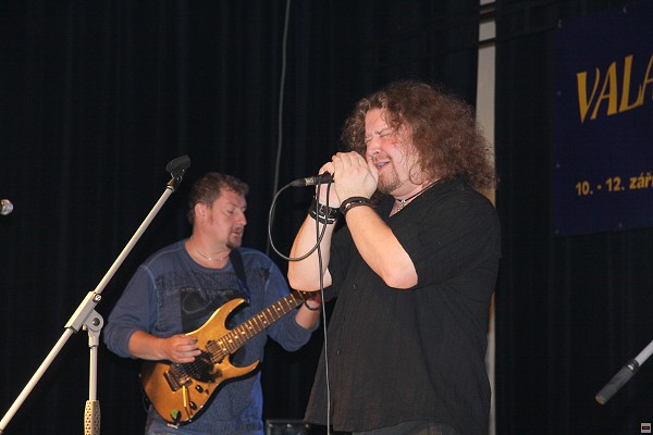 img00017.jpg
