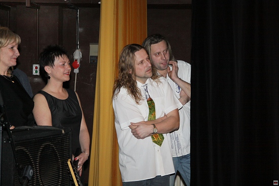 img00002.jpg