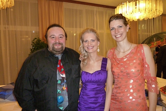 img00002.jpg
