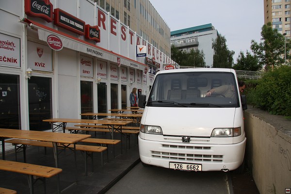 img00032.jpg