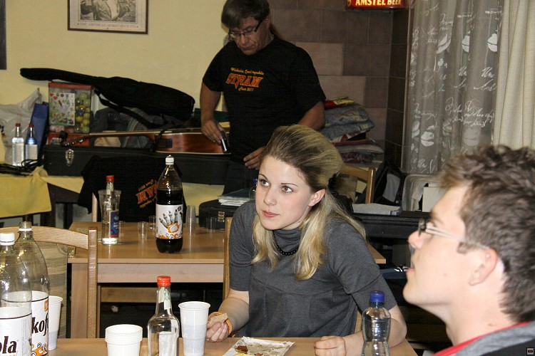 img00009.jpg