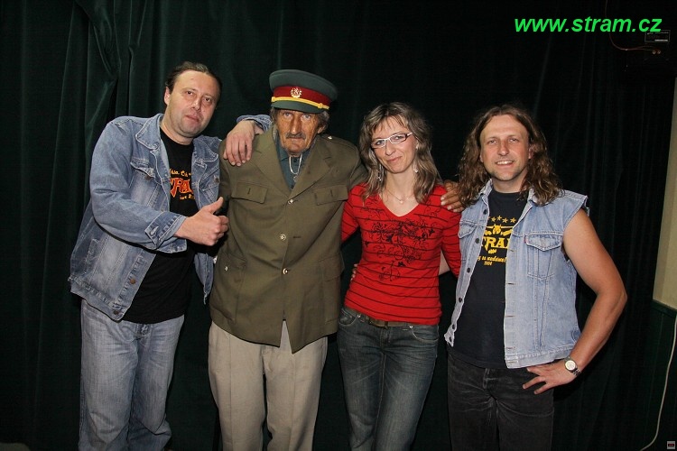 img00095.jpg