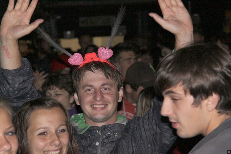img00015.jpg