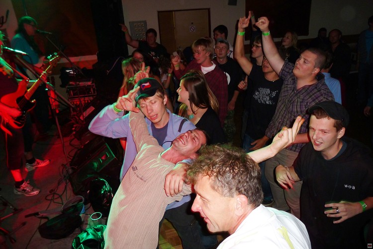 img00025.jpg