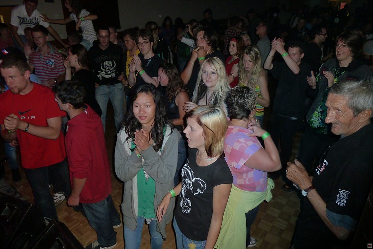 img00028.jpg