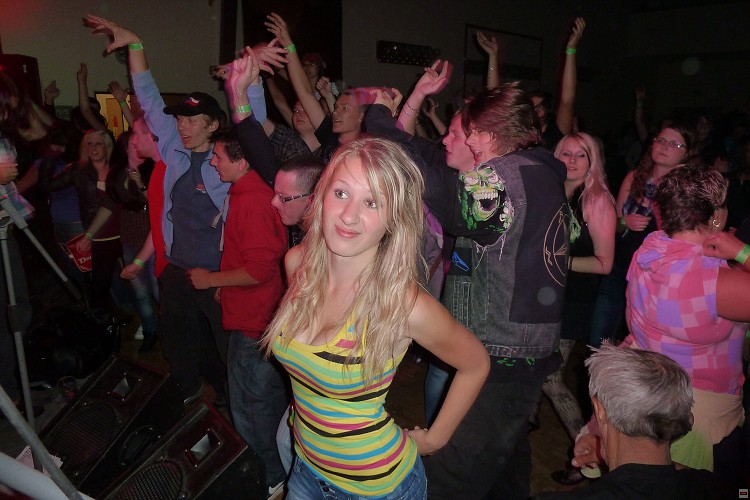 img00030.jpg