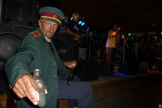 img00013.jpg