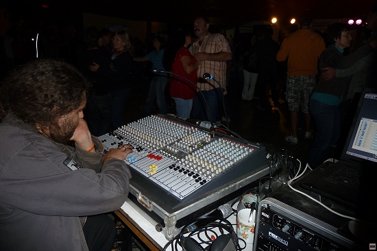 img00030.jpg