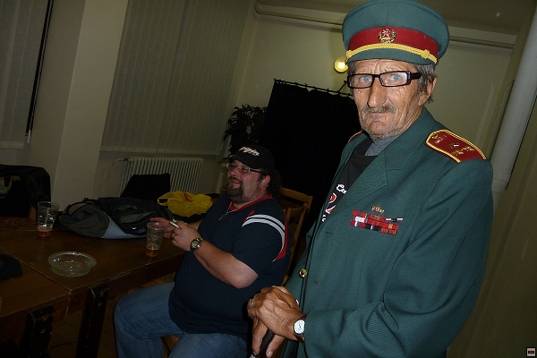 img00004.jpg