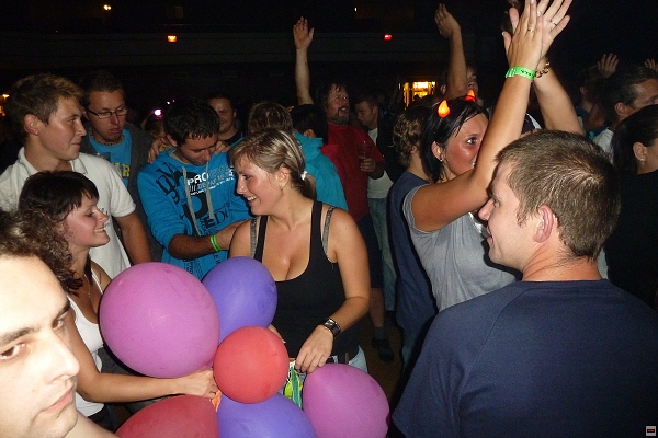 img00026.jpg