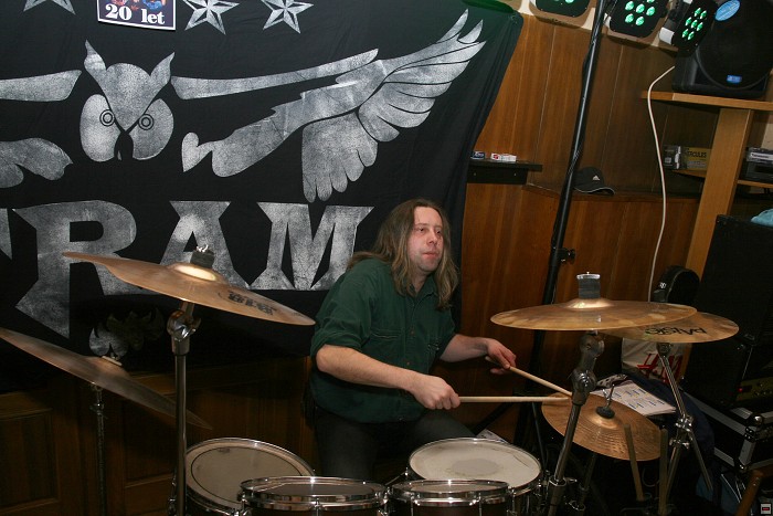 img00002.jpg