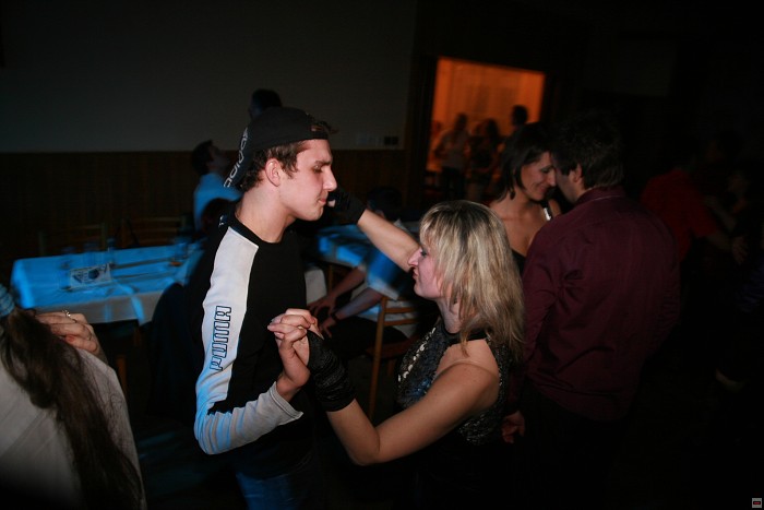 img00100.jpg