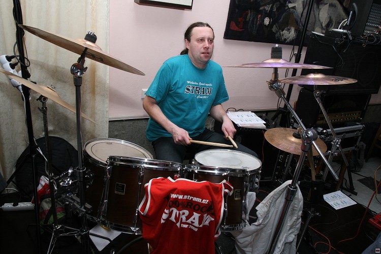 img00064.jpg