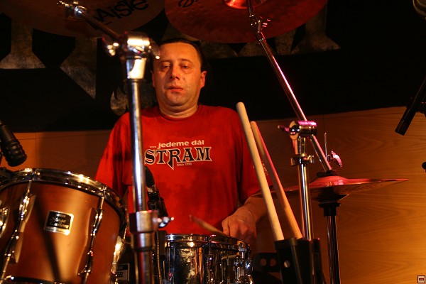 img00027.jpg