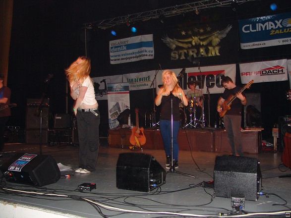 img00002.jpg
