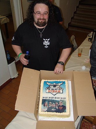 img00006.jpg