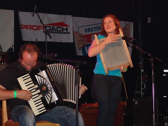 img00012.jpg