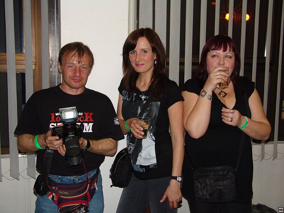 img00027.jpg