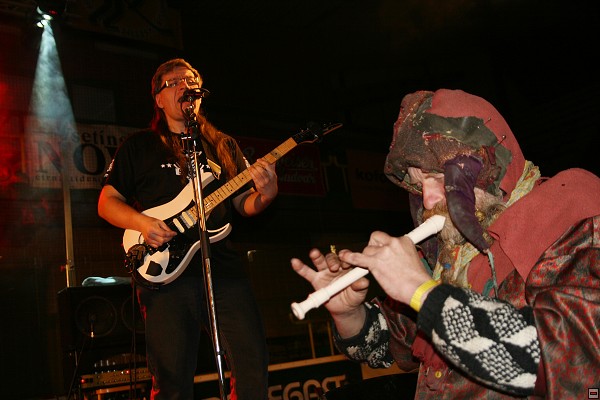 img00012.jpg