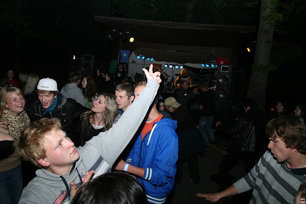 img00025.jpg