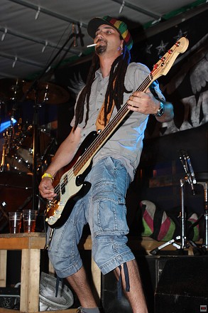 img00007.jpg