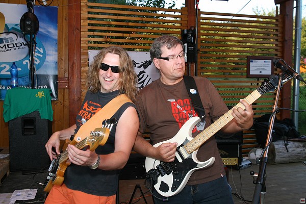img00027.jpg