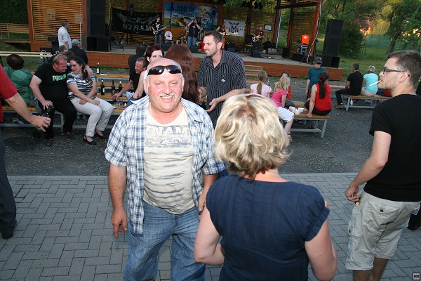 img00030.jpg