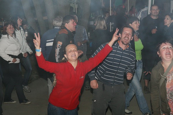 img00019.jpg