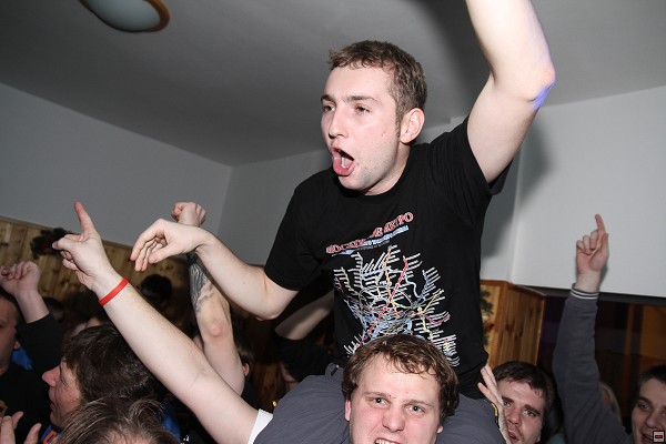 img00027.jpg