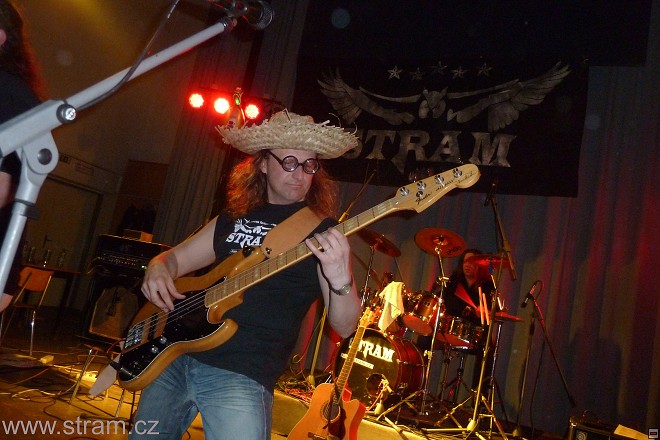 img00006.jpg