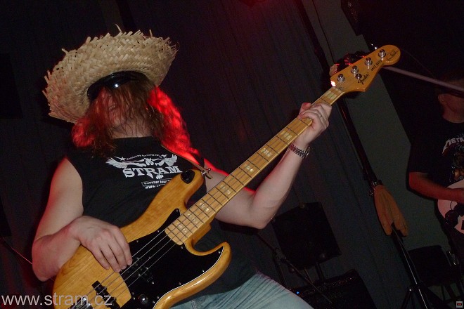 img00032.jpg