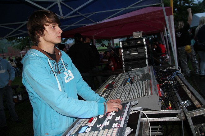 img00024.jpg