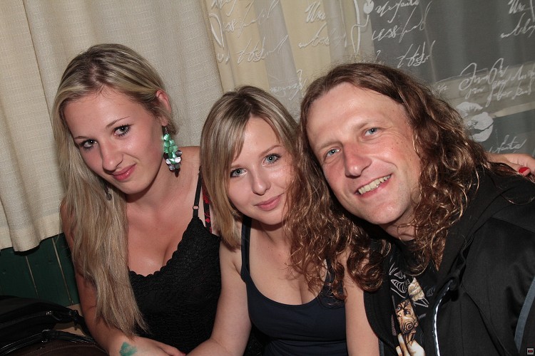 img00085.jpg