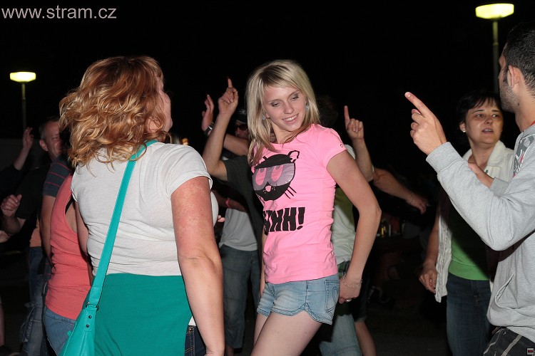img00085.jpg