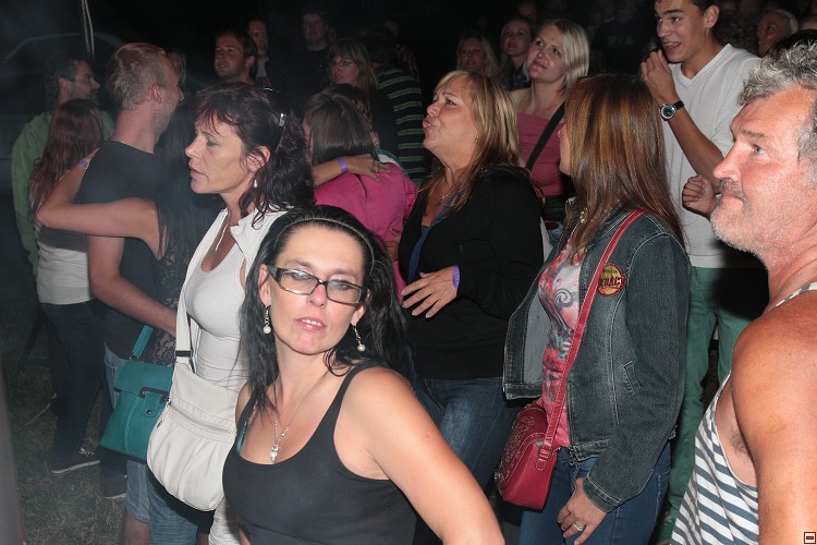 img00019.jpg