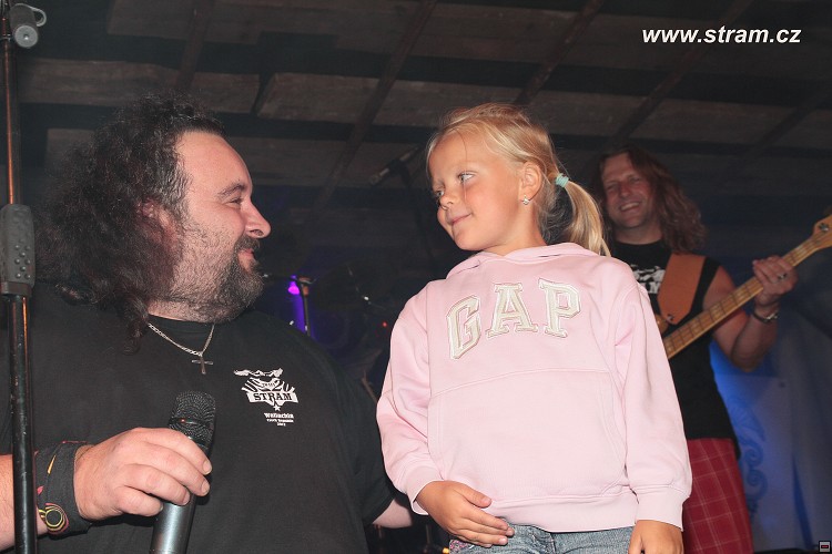 img00022.jpg