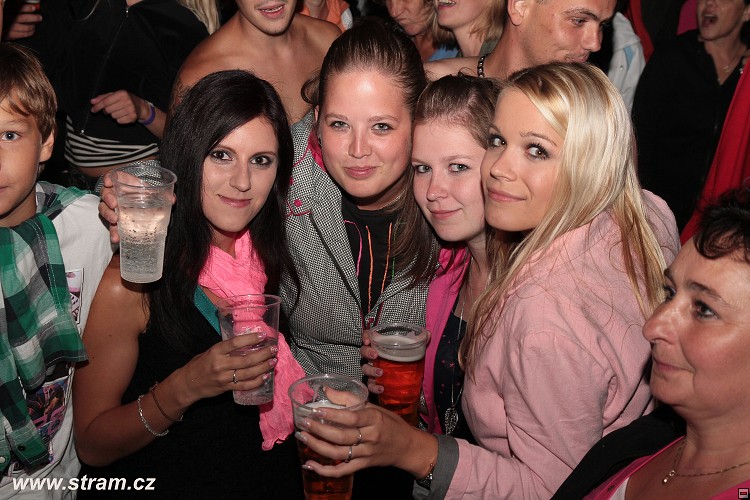 img00030.jpg