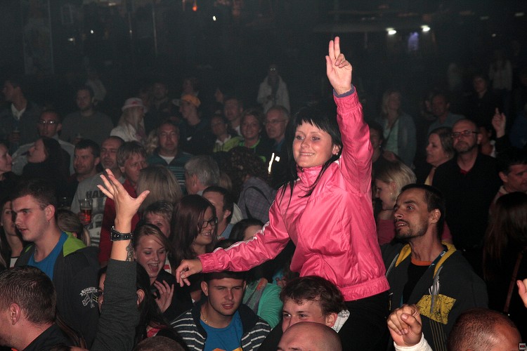img00042.jpg
