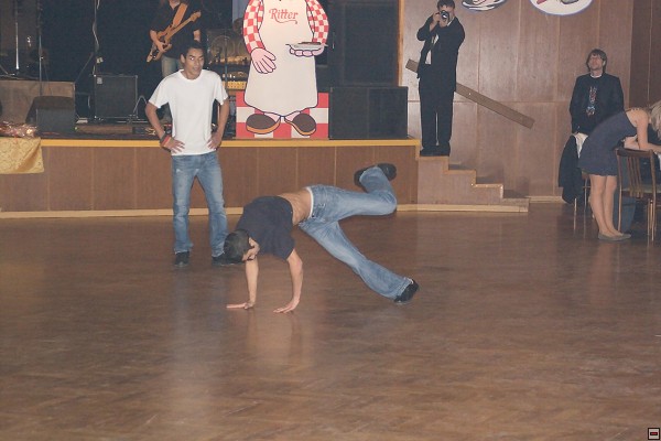 img00004.jpg