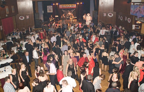 img00019.jpg