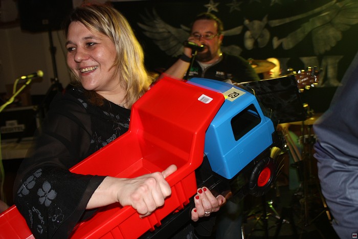 img00017.jpg